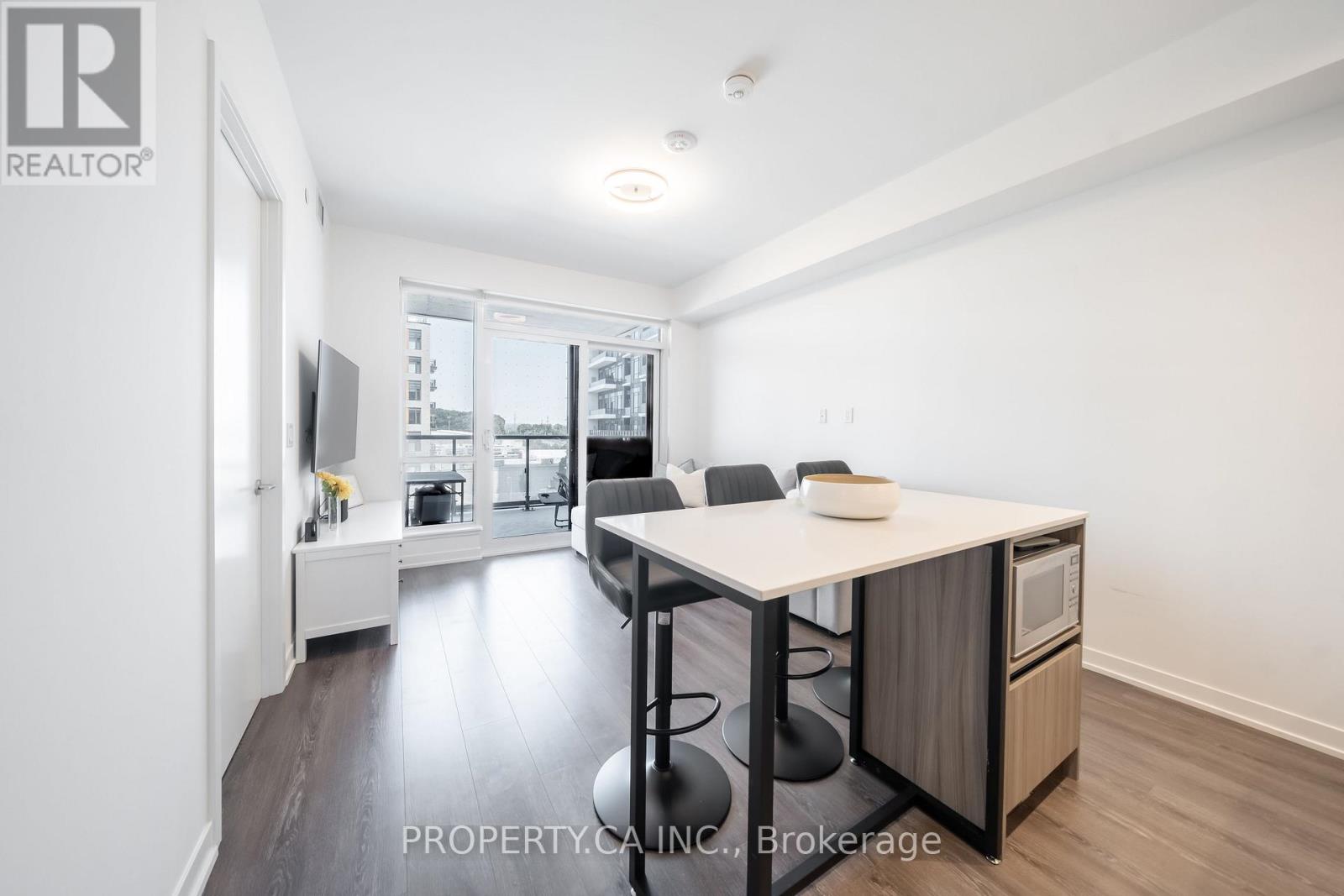 524 - 7950 BATHURST STREET