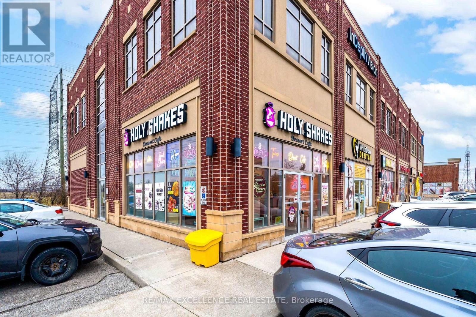 UNIT 1 - 61 JAMES SNOW PARKWAY N