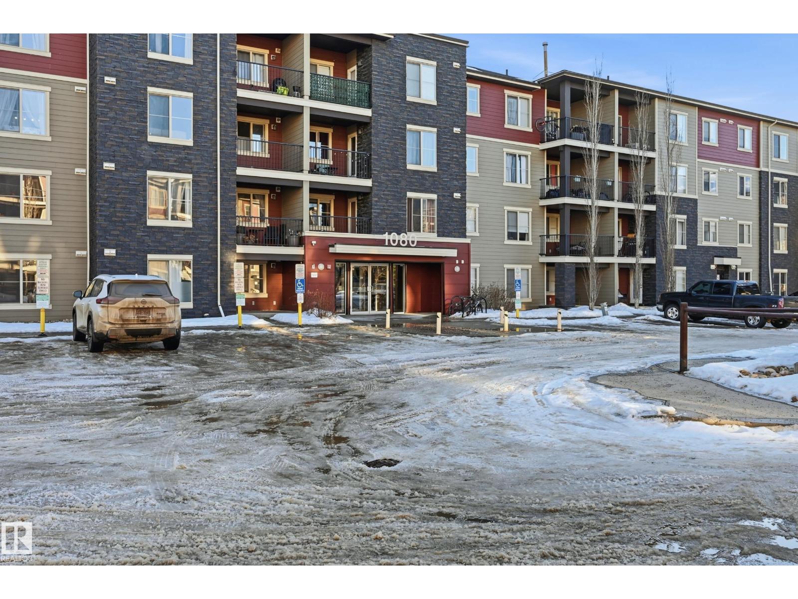 #207 1080 Mcconachie BV NW NW