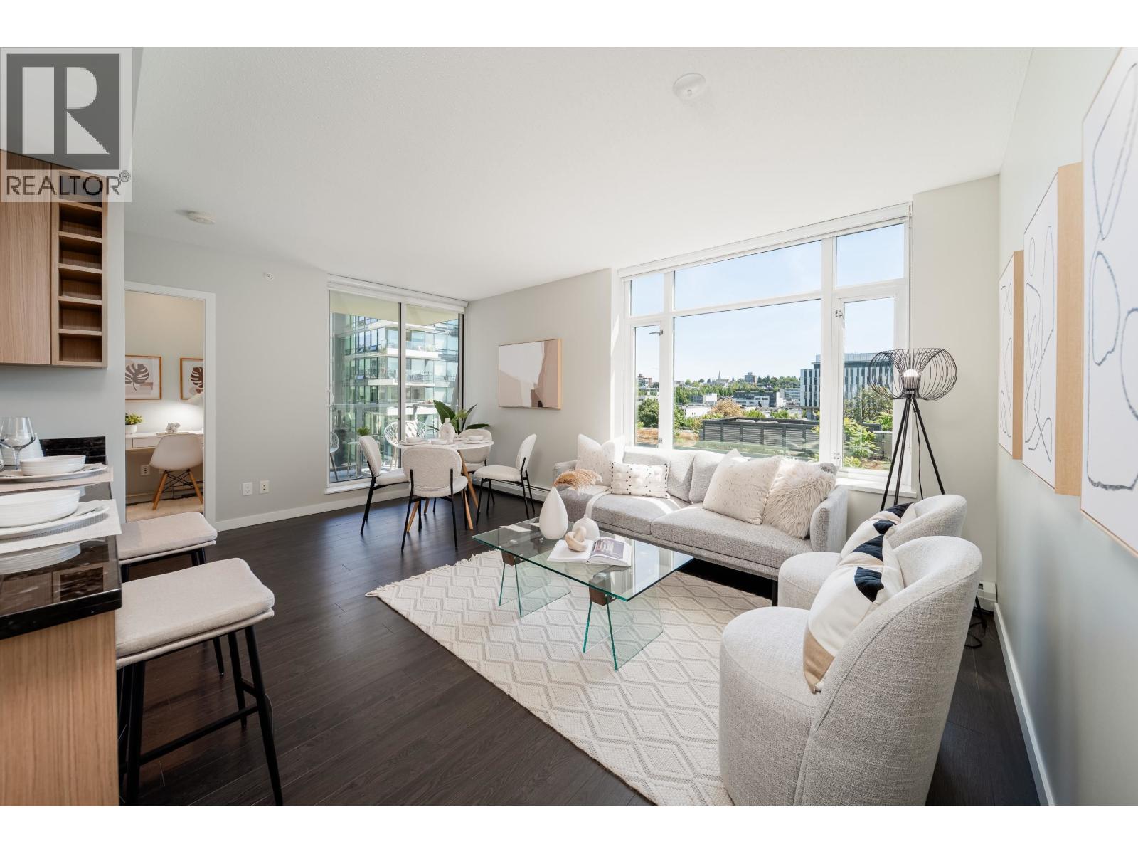 902 138 W 1ST AVENUE