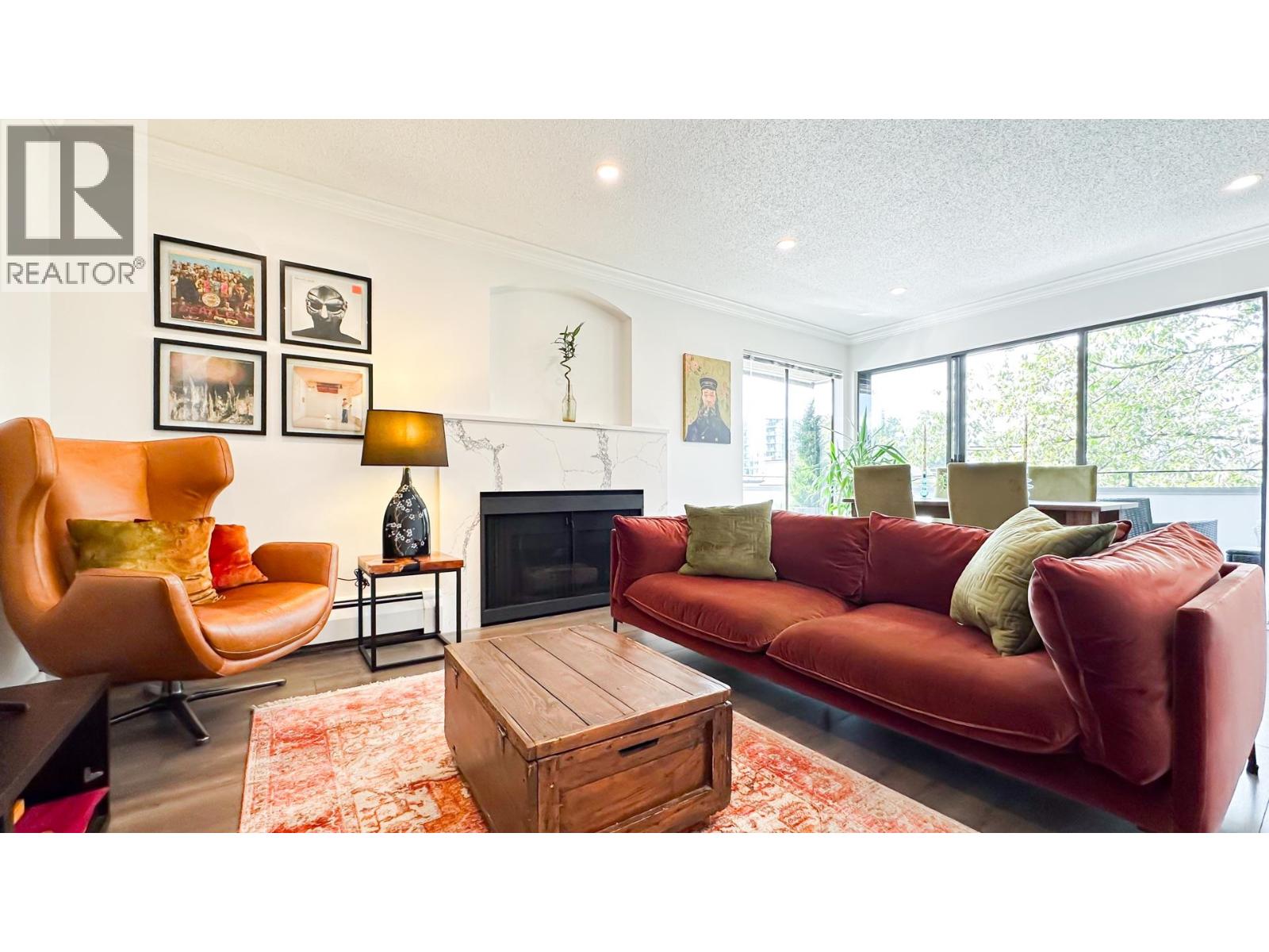 306 1250 W 12TH AVENUE