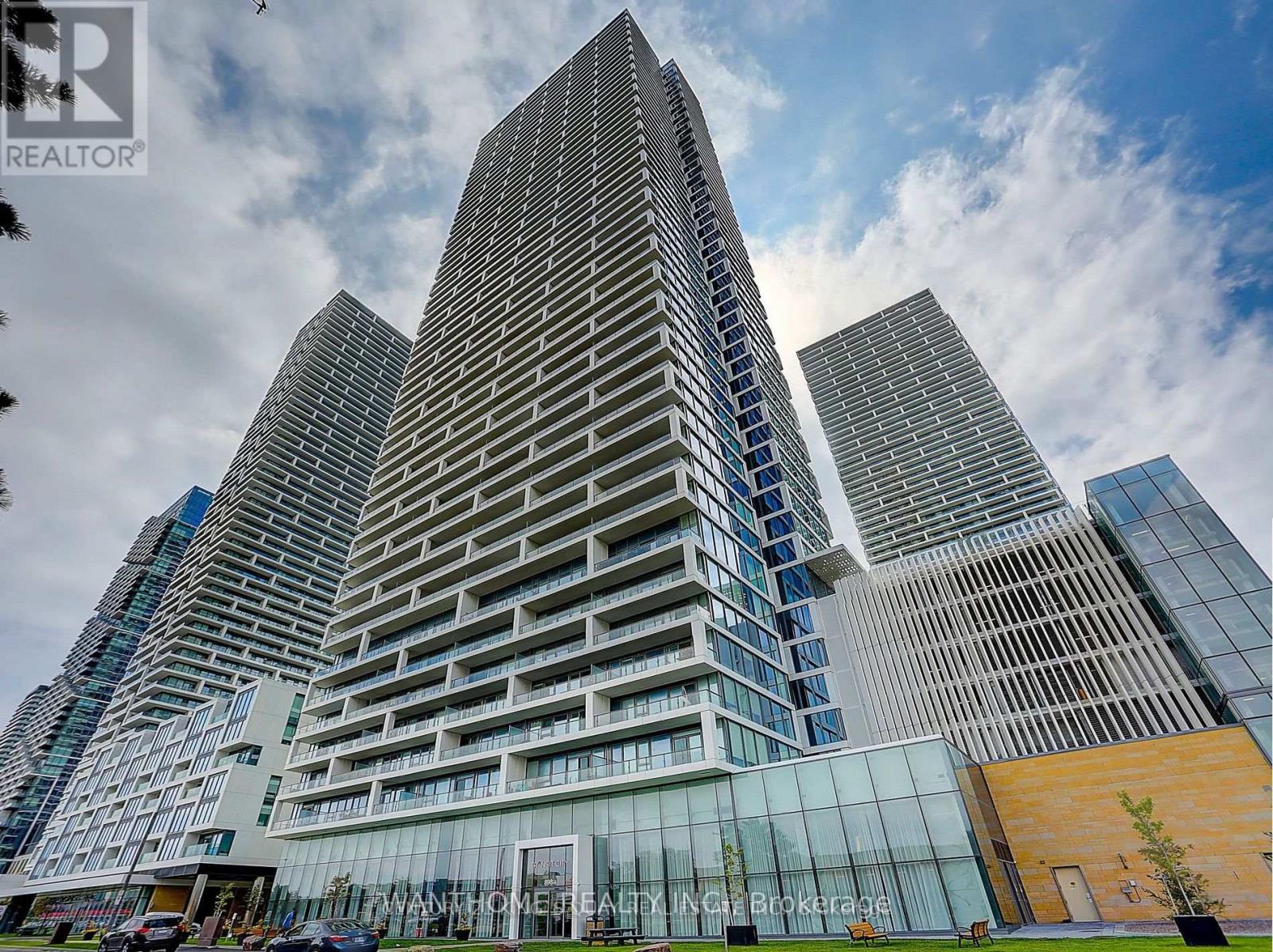 3507 - 898 PORTAGE PARKWAY