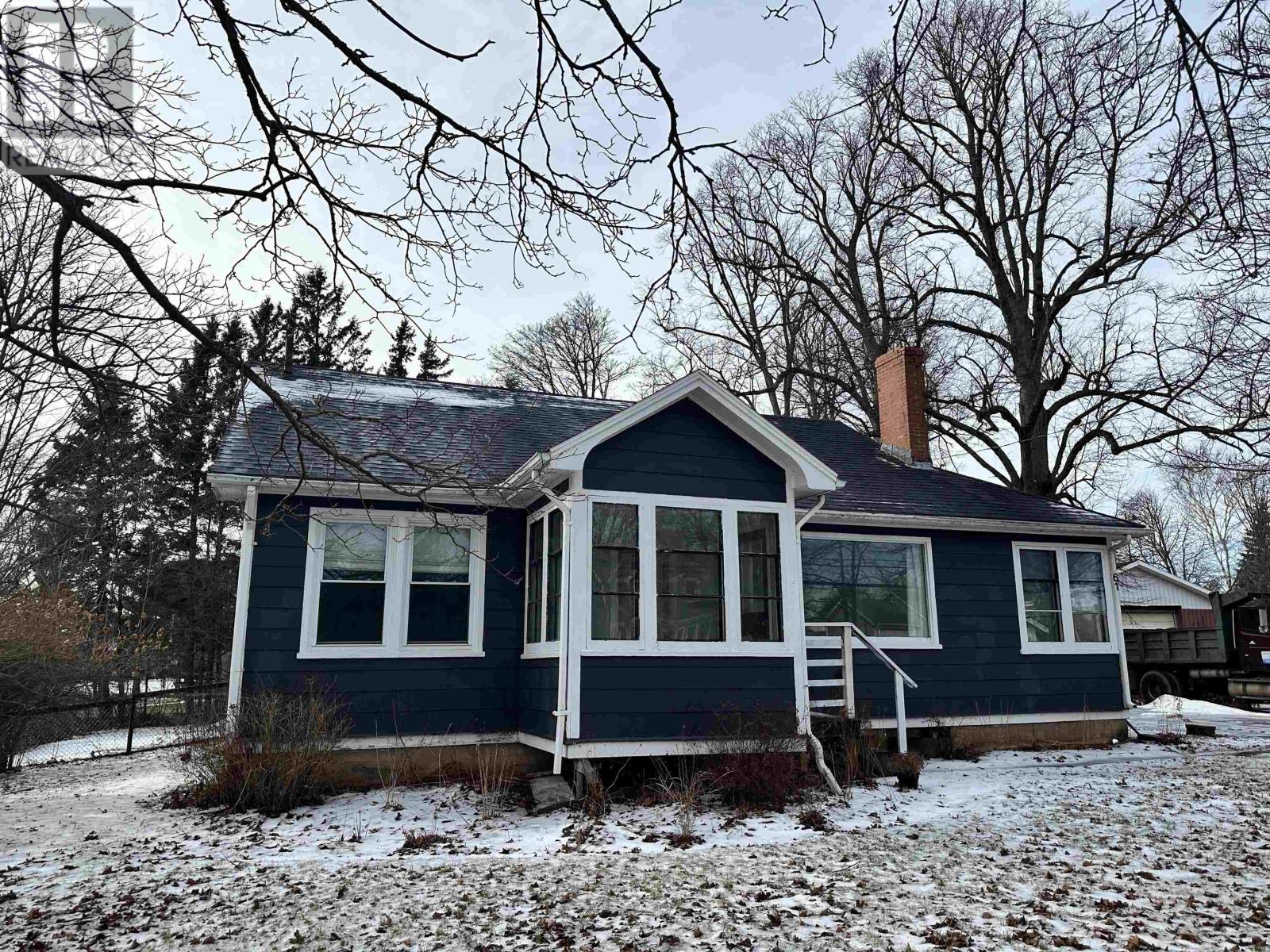 61 Mount Edward Road