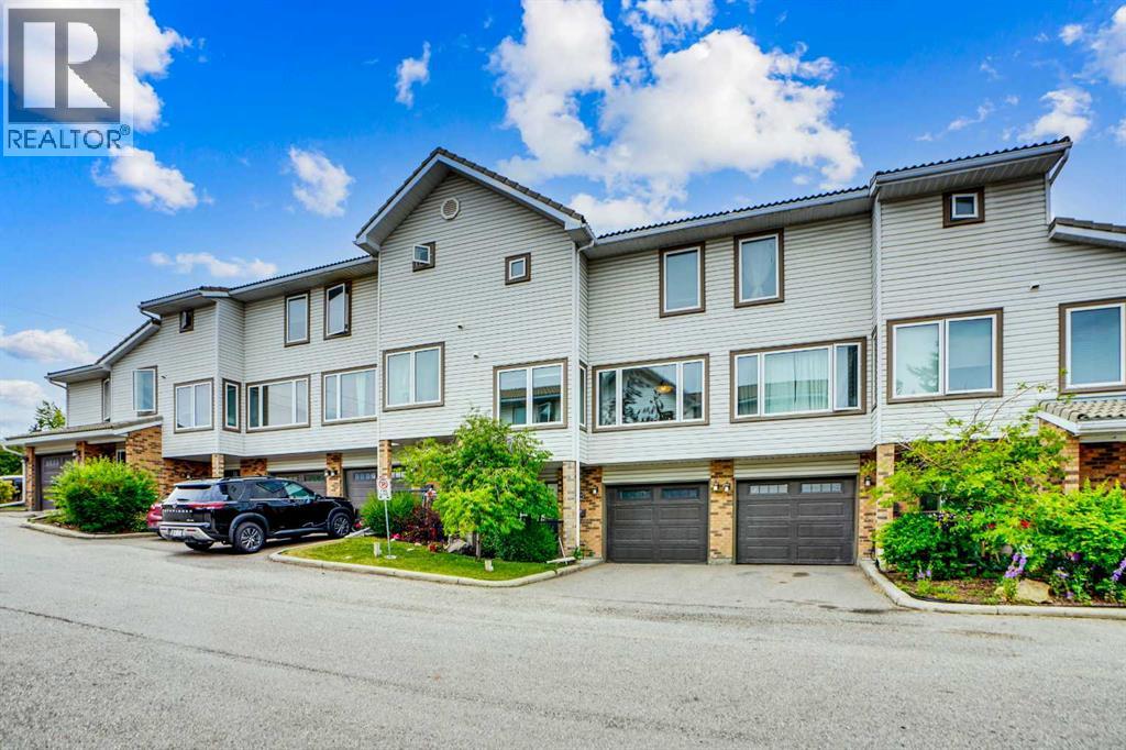 219 Coachway Lane SW