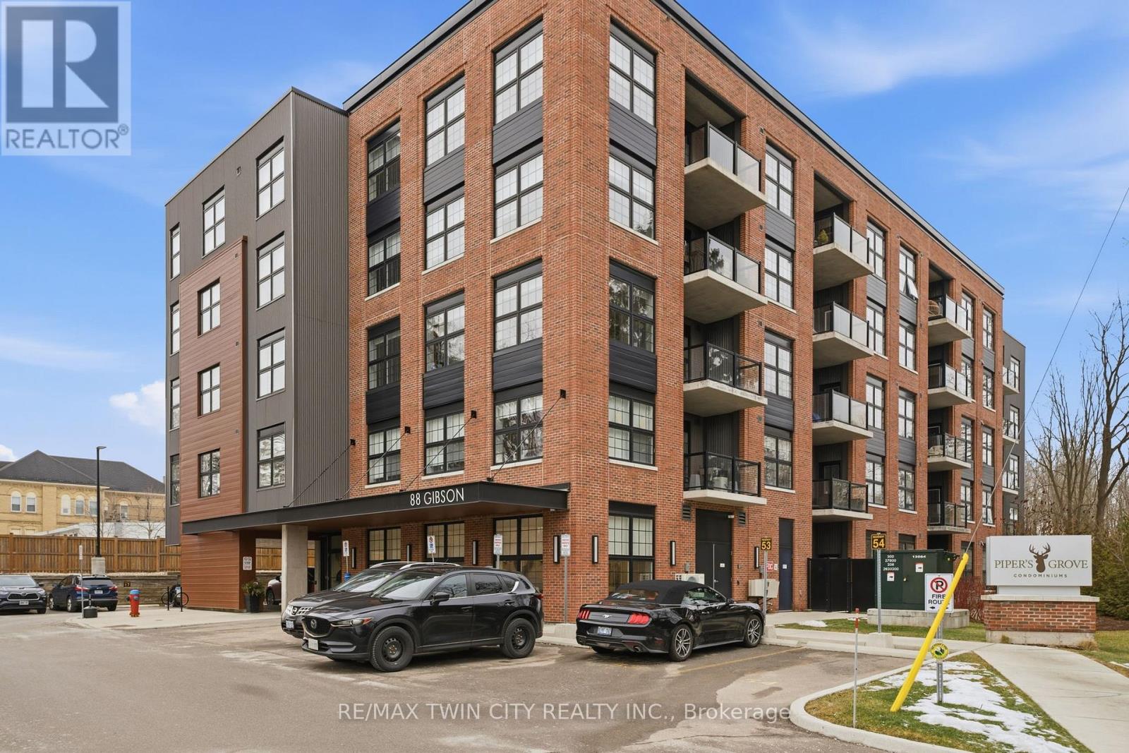 307 - 88 GIBSON STREET