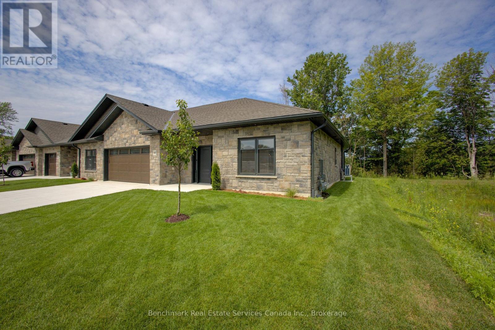 66 - 1182 QUEEN STREET