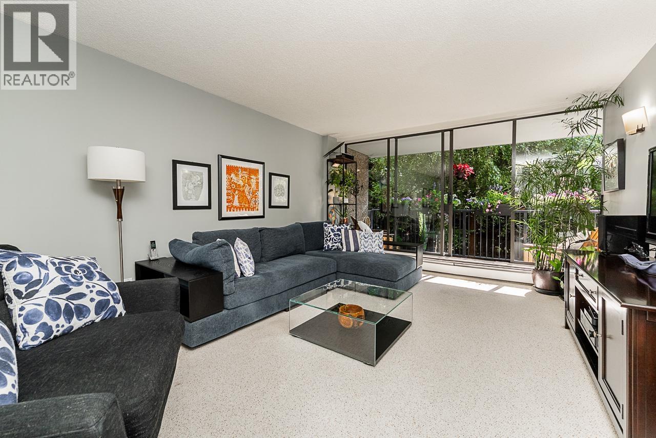 203 9320 PARKSVILLE DRIVE