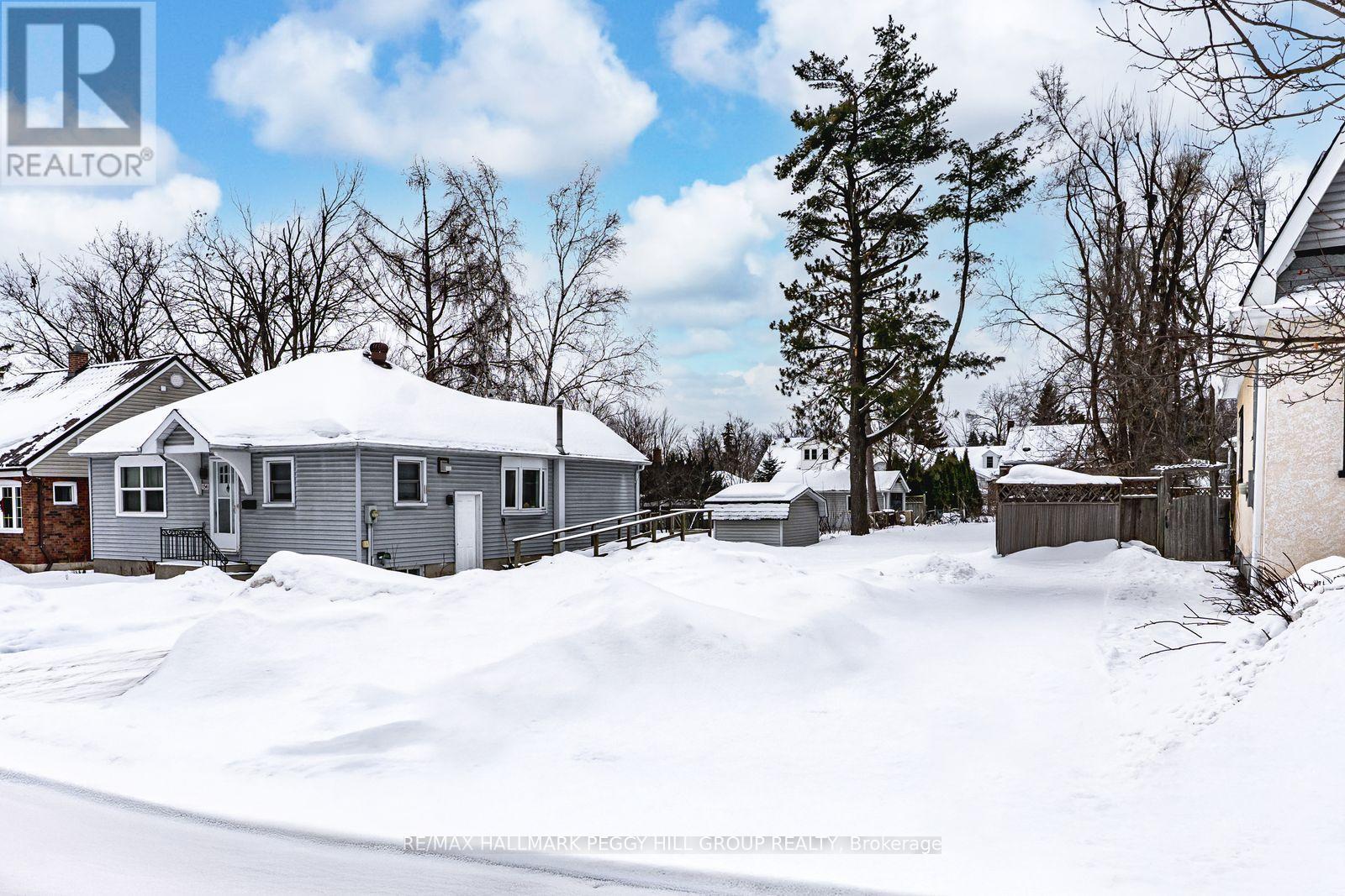 PLAN 13 PARTS 1 & 2 EAST STREET