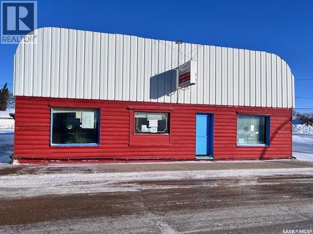 211 Kinistino AVENUE W