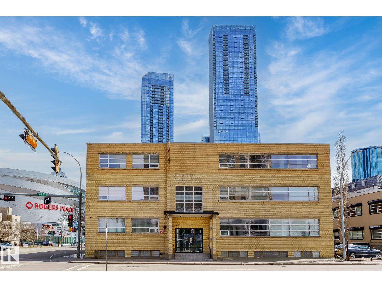 #310 10355 105 ST NW