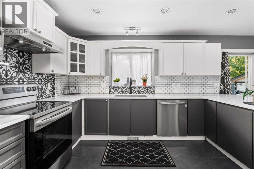 2034 Luxstone Boulevard SW