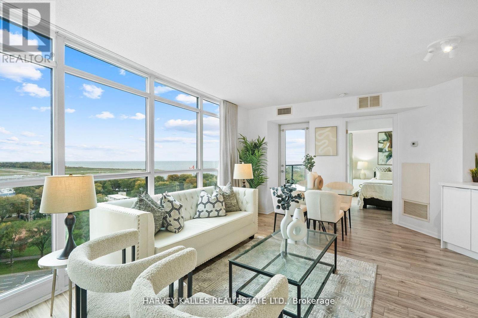 1608 - 219 FORT YORK BOULEVARD