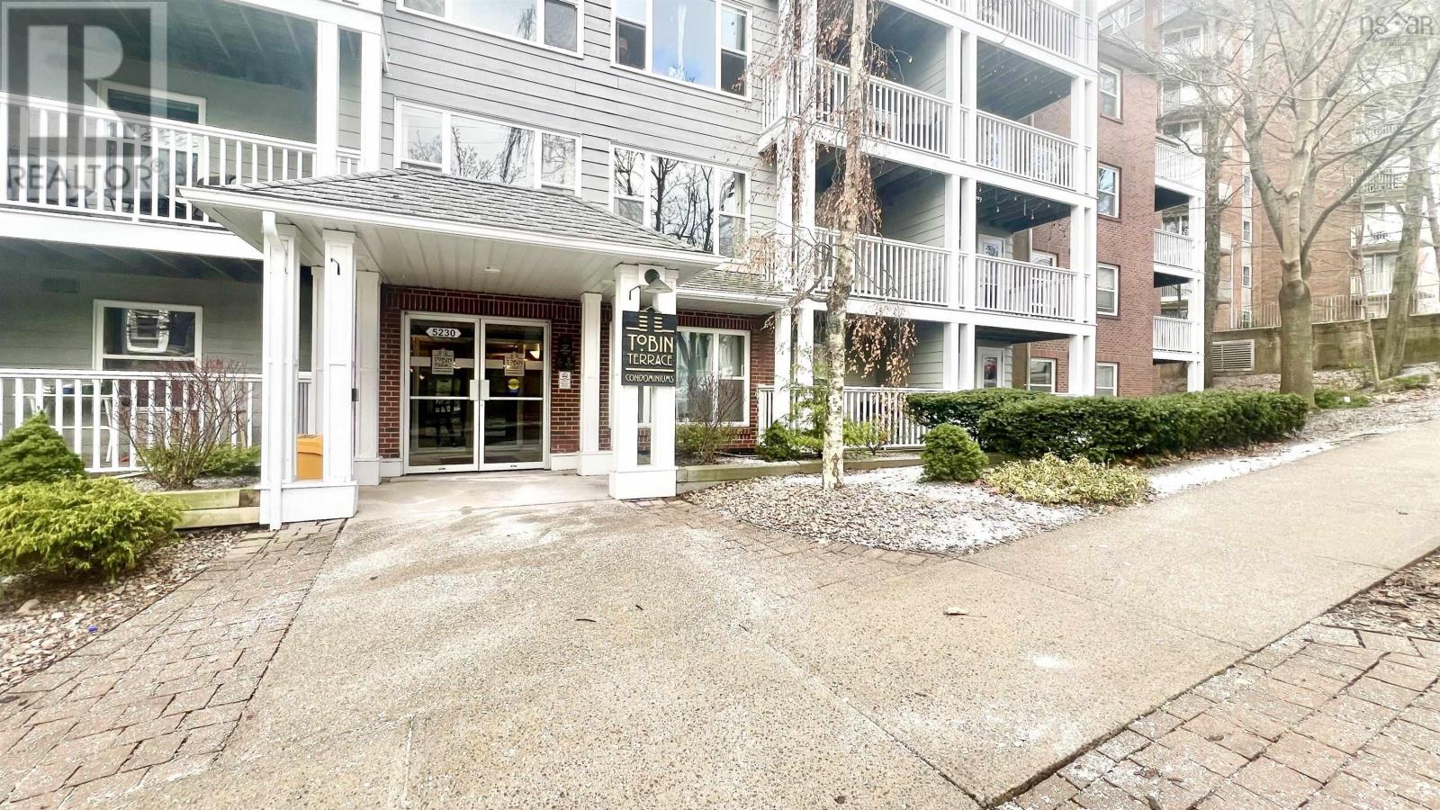 300 5230 Tobin Street