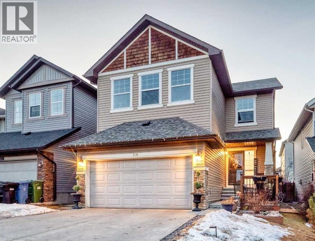 719 Panamount Boulevard NW