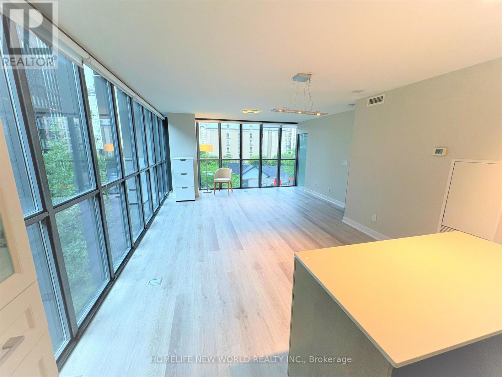 503 - 110 CHARLES STREET E