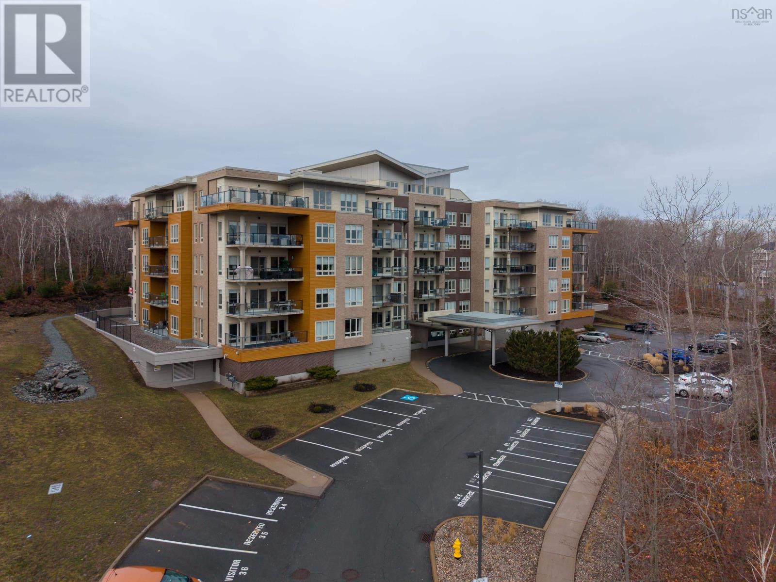 302 267 Gary Martin Drive