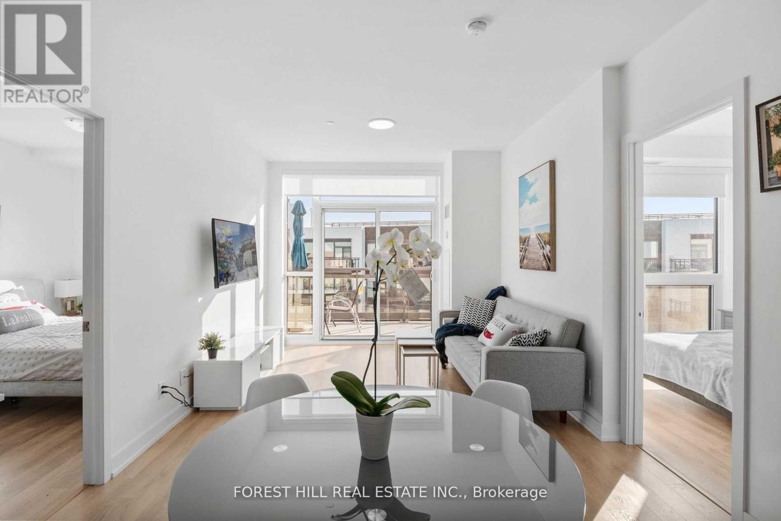 427D - 333 SEA RAY AVENUE