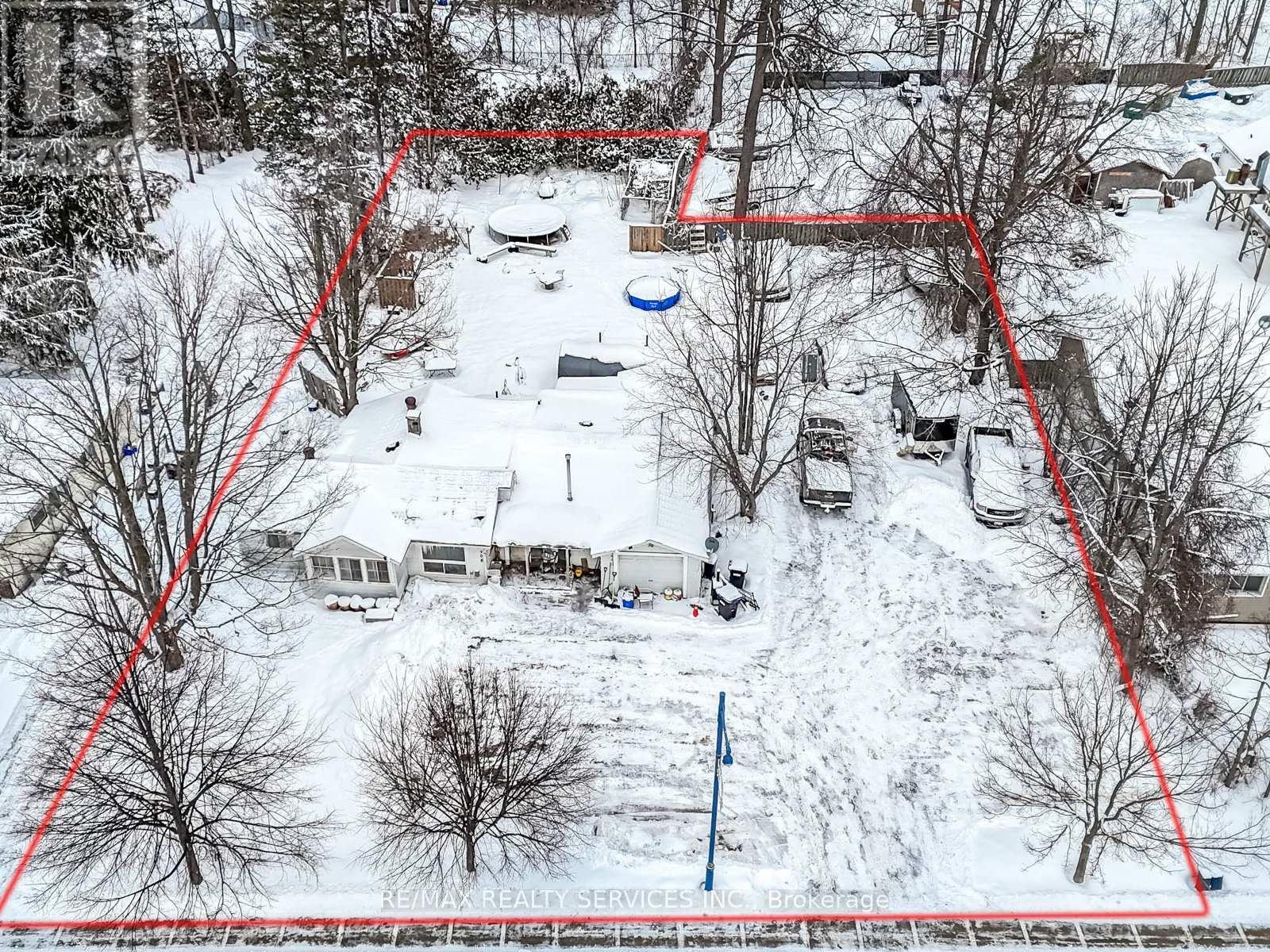 908 INNISFIL BEACH ROAD