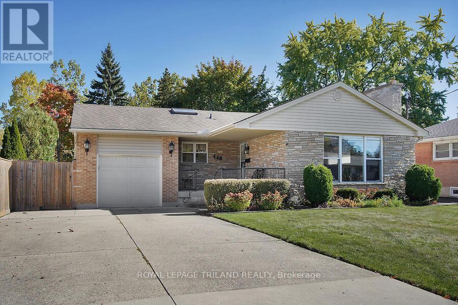 440 BEACHWOOD AVENUE