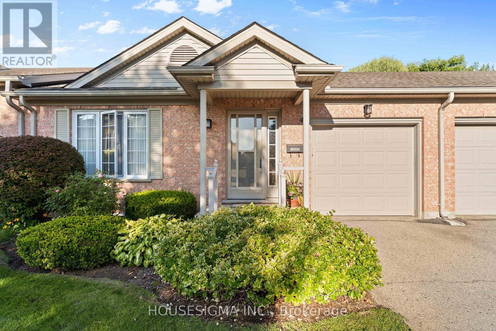 44 - 601 GRENFELL DRIVE