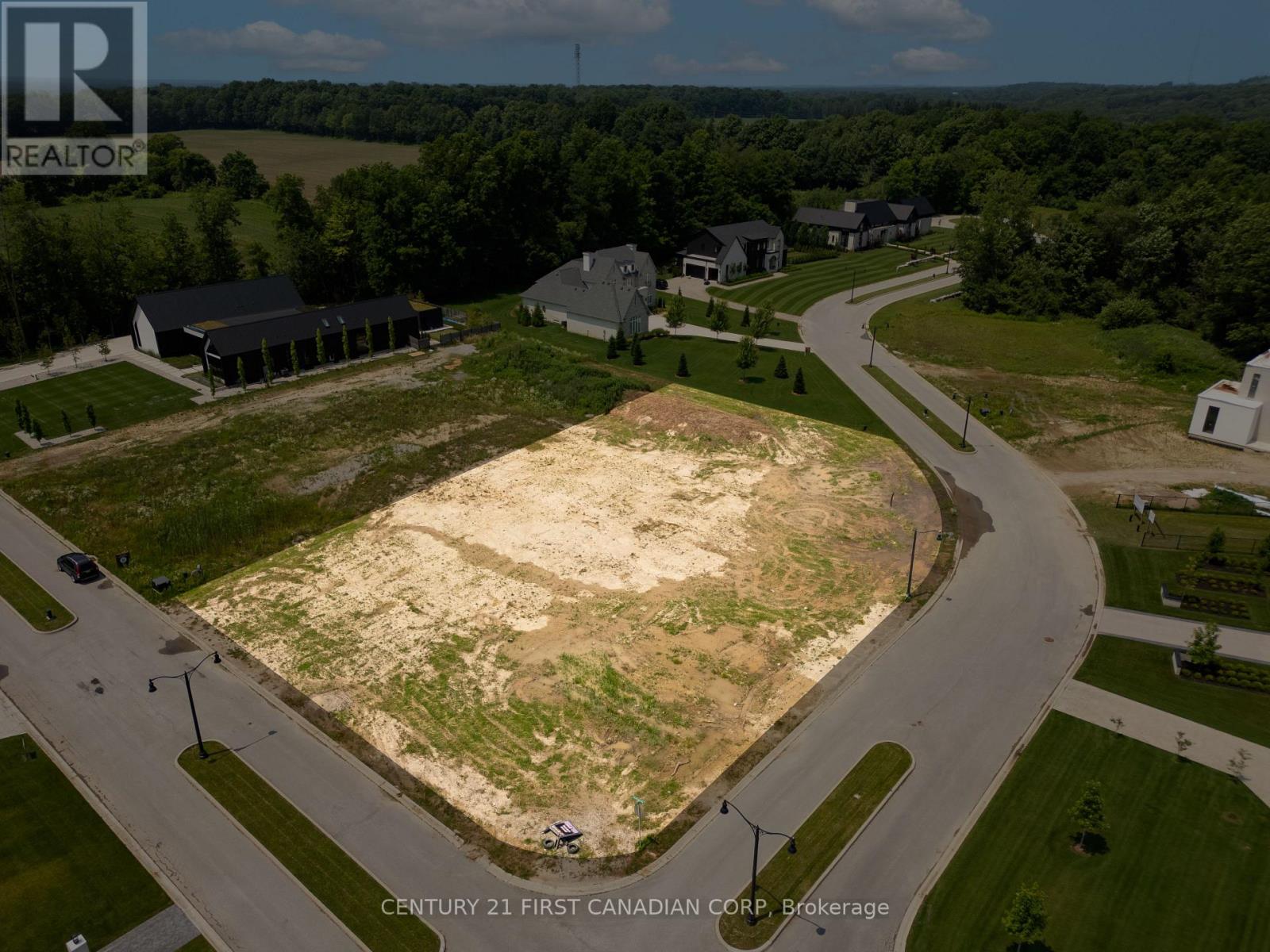 3870 SOUTH WINDS DRIVE