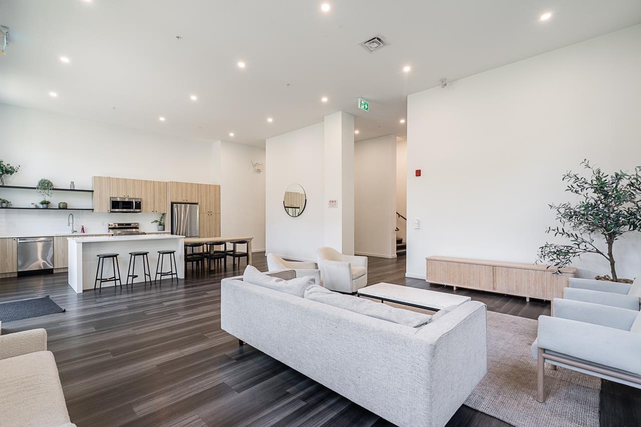 502 13623 81A AVENUE