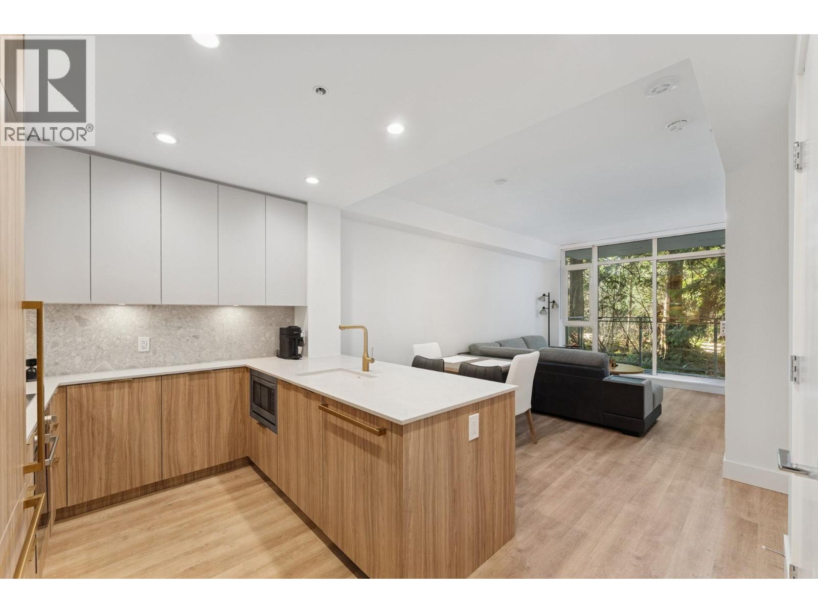 208 2375 EMERY COURT