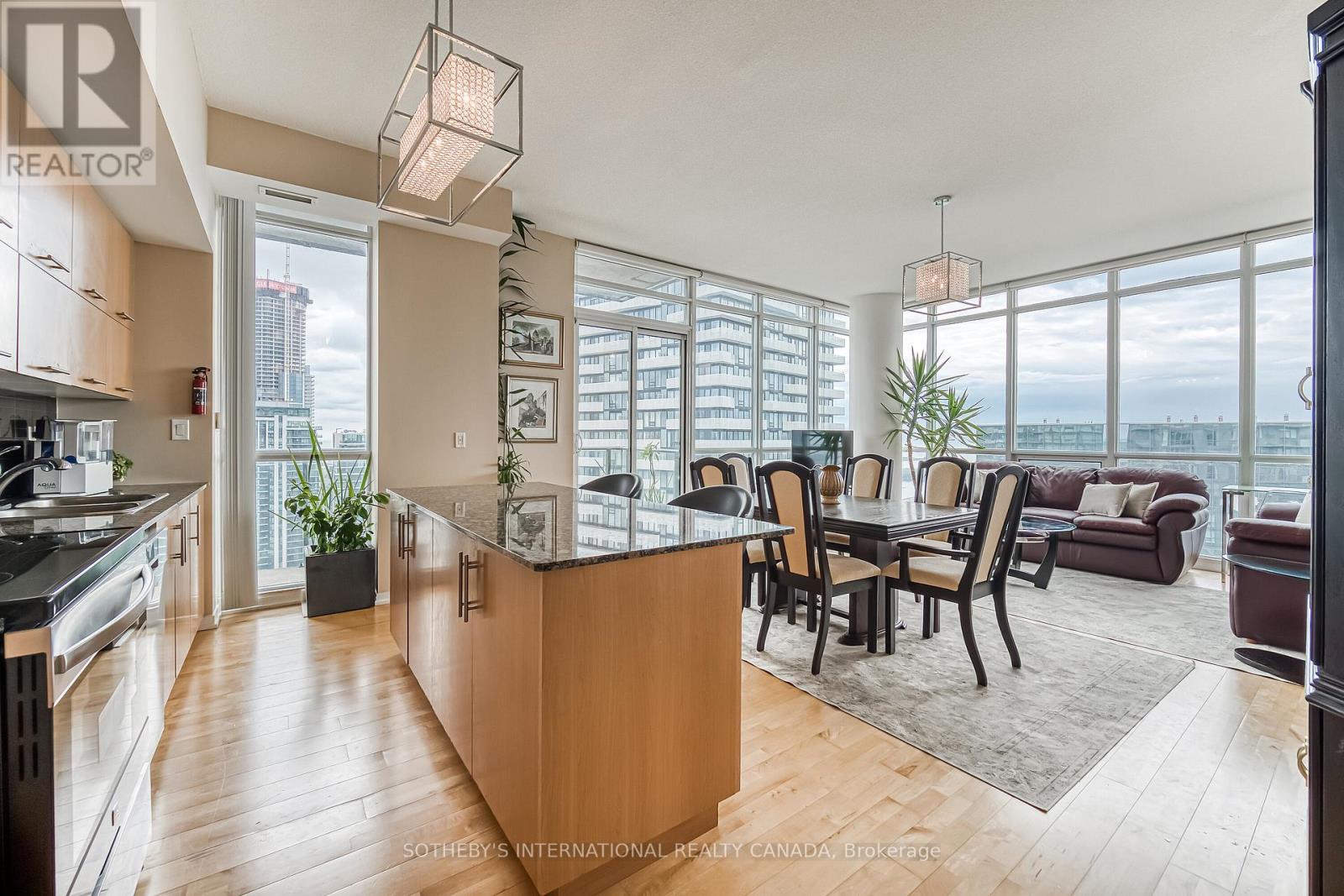 4906 - 55 BREMNER BOULEVARD