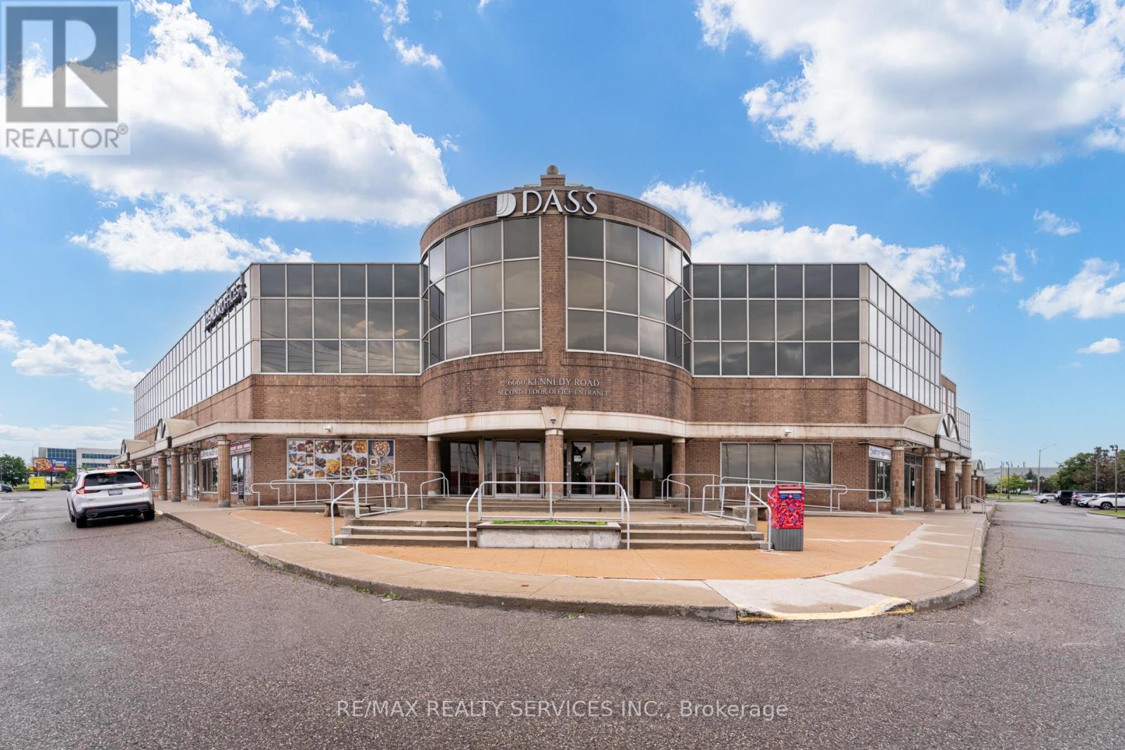 18-19 - 6660 KENNEDY ROAD