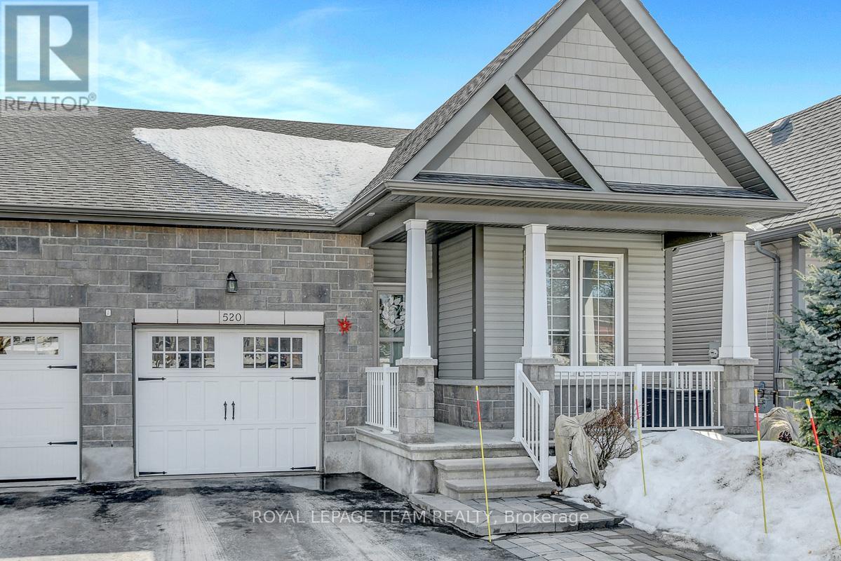 520 CLOTHIER STREET W