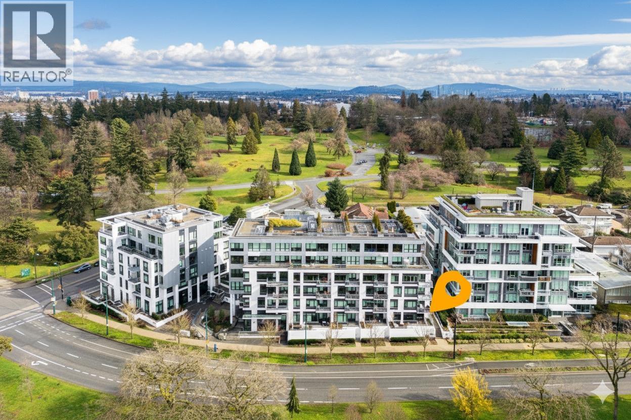 104 4932 CAMBIE STREET