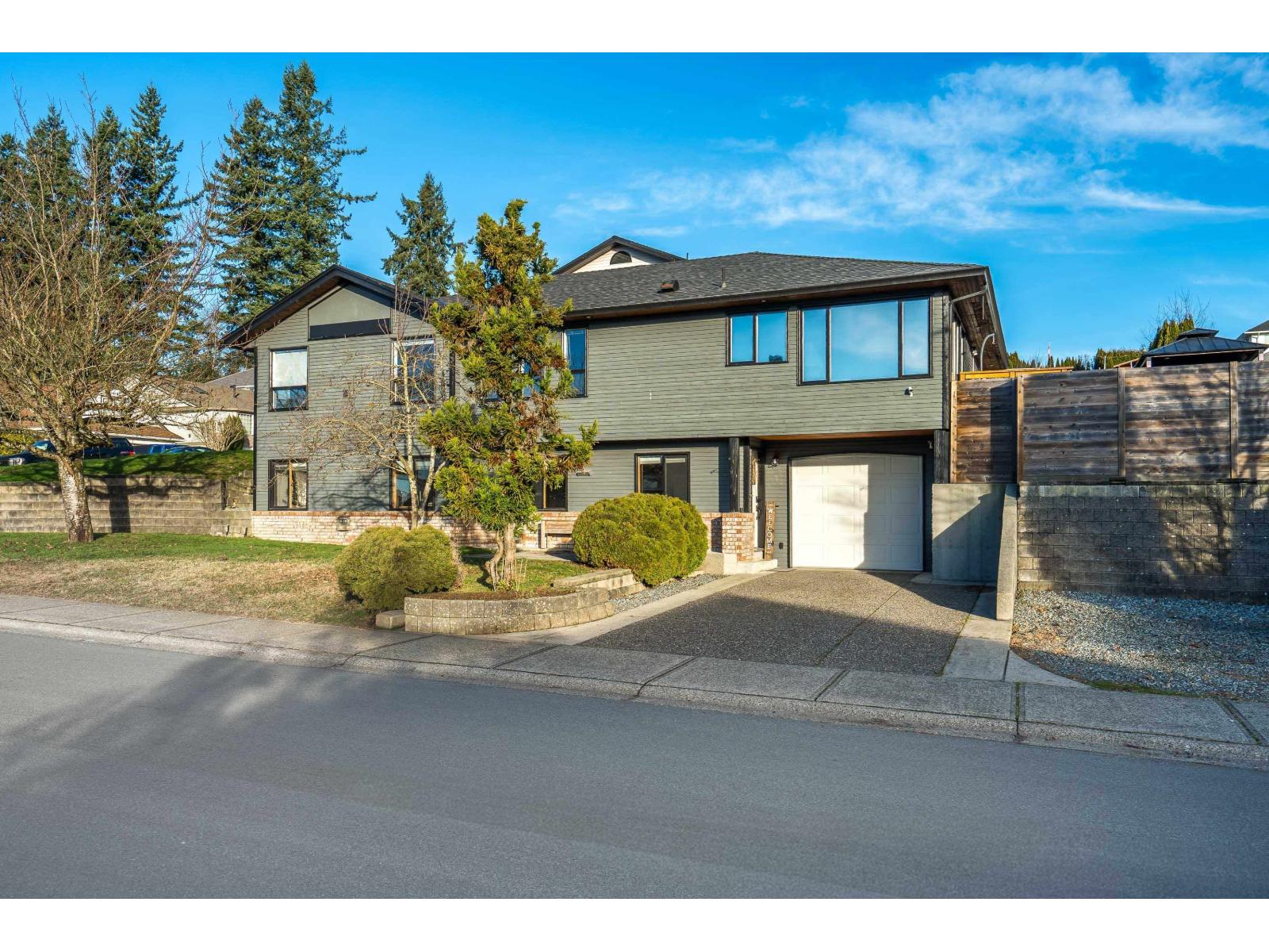 8248 MCINTYRE STREET