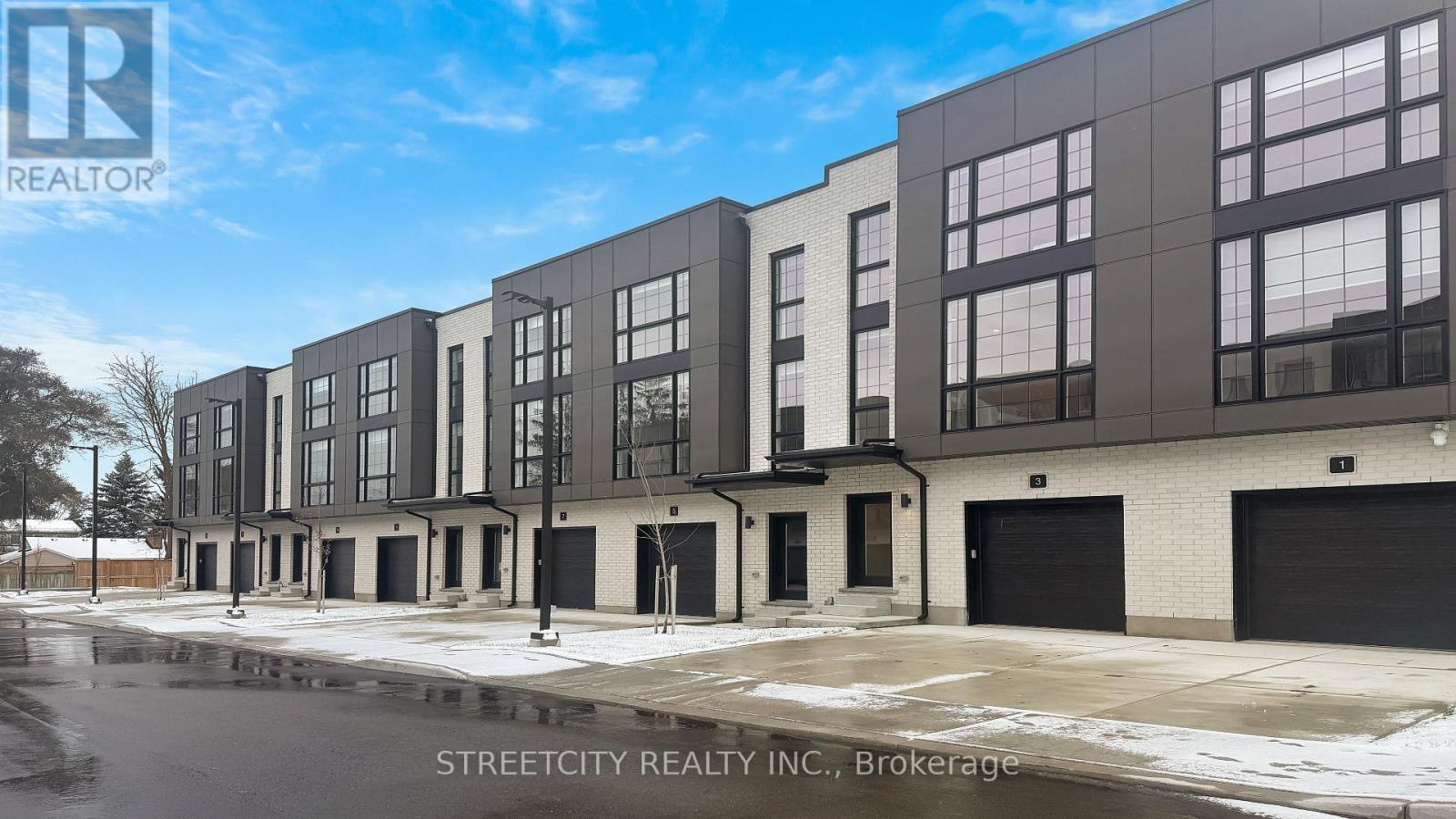 8 - 2500 MAIN STREET