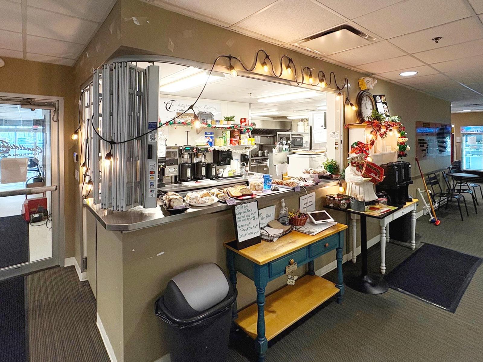 2 1475 ANDERSON STREET