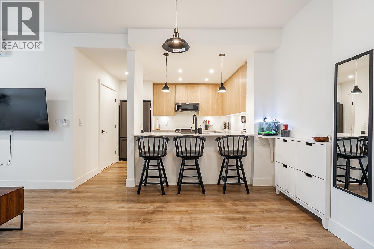 1608 2180 KELLY AVENUE