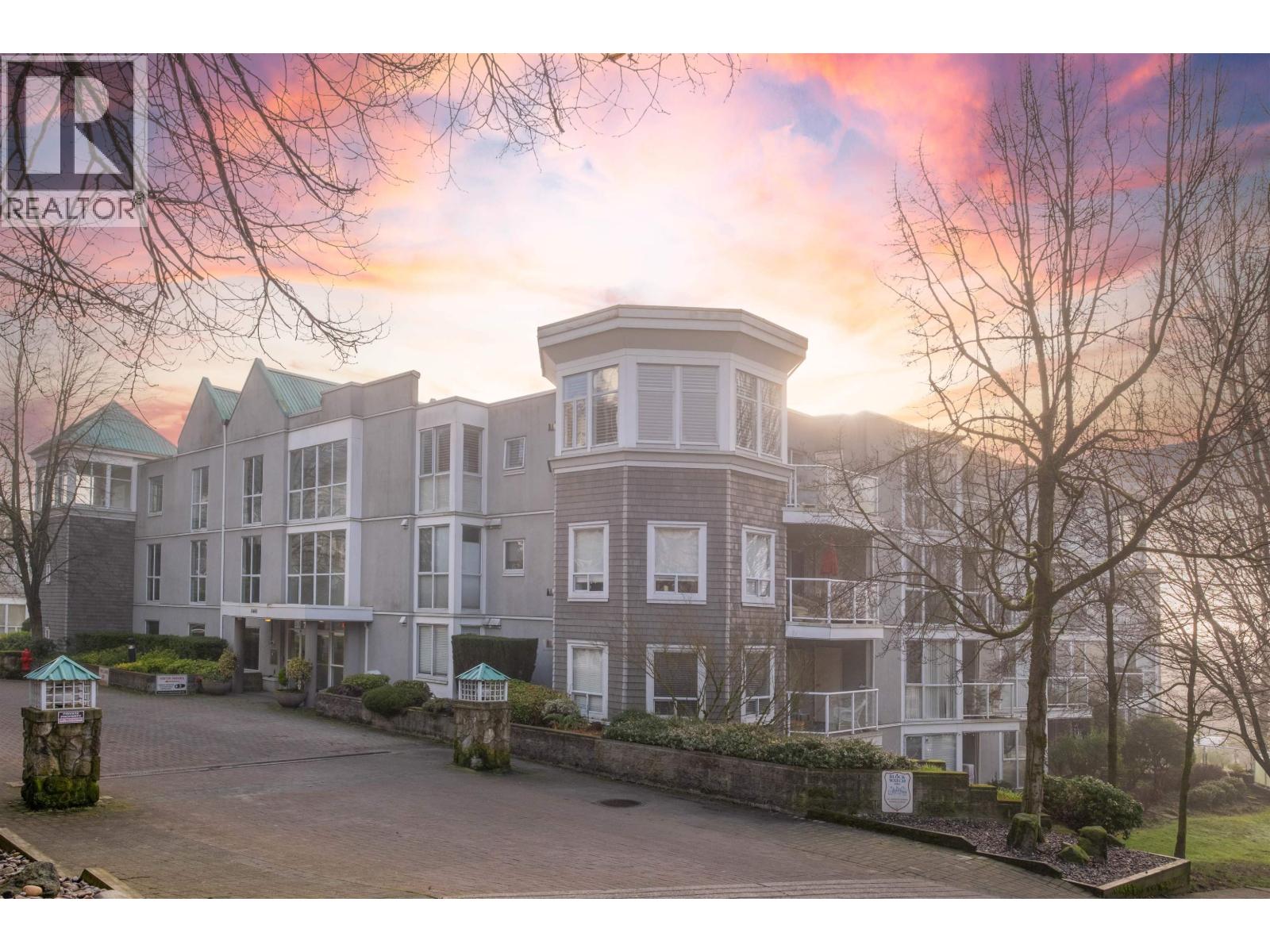 101 8460 JELLICOE STREET