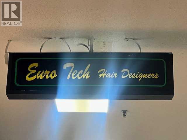 1329 Shoppers Park Mall