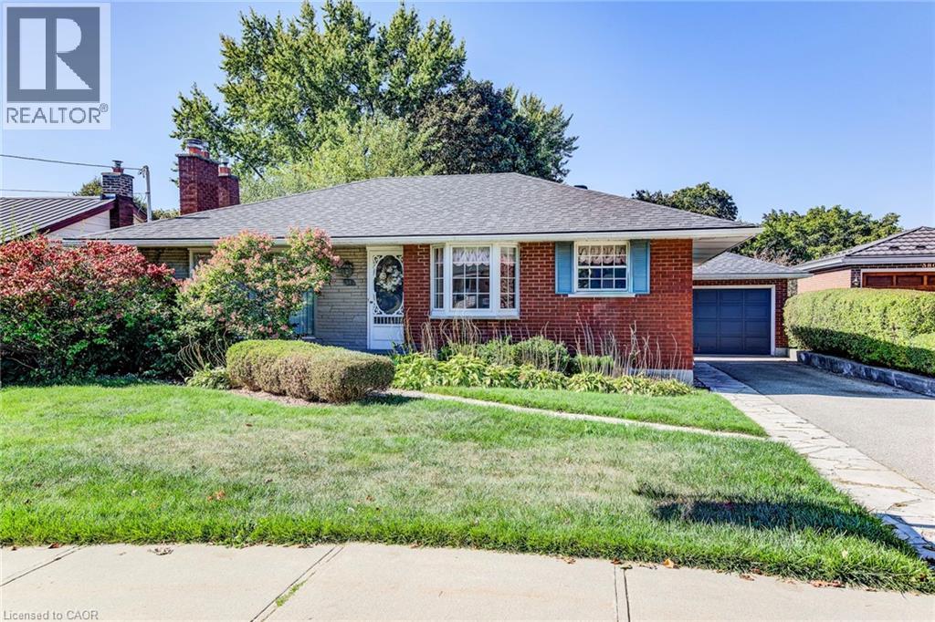 378 STEVENSON Street N