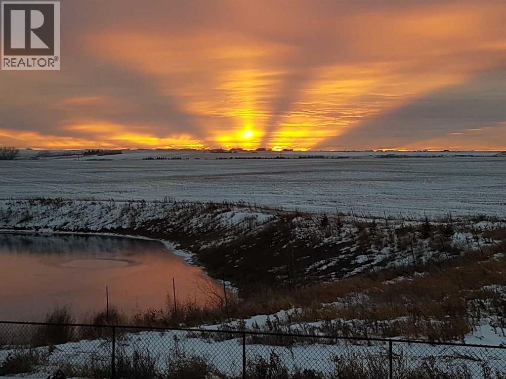 653 West Highland Crescent