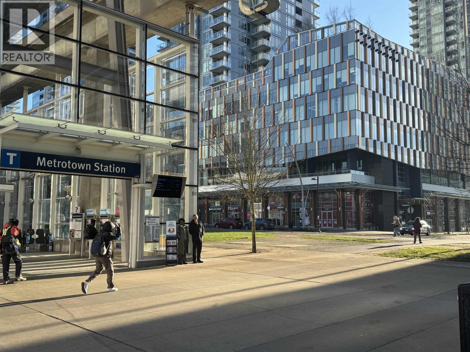 413 6378 SILVER AVENUE