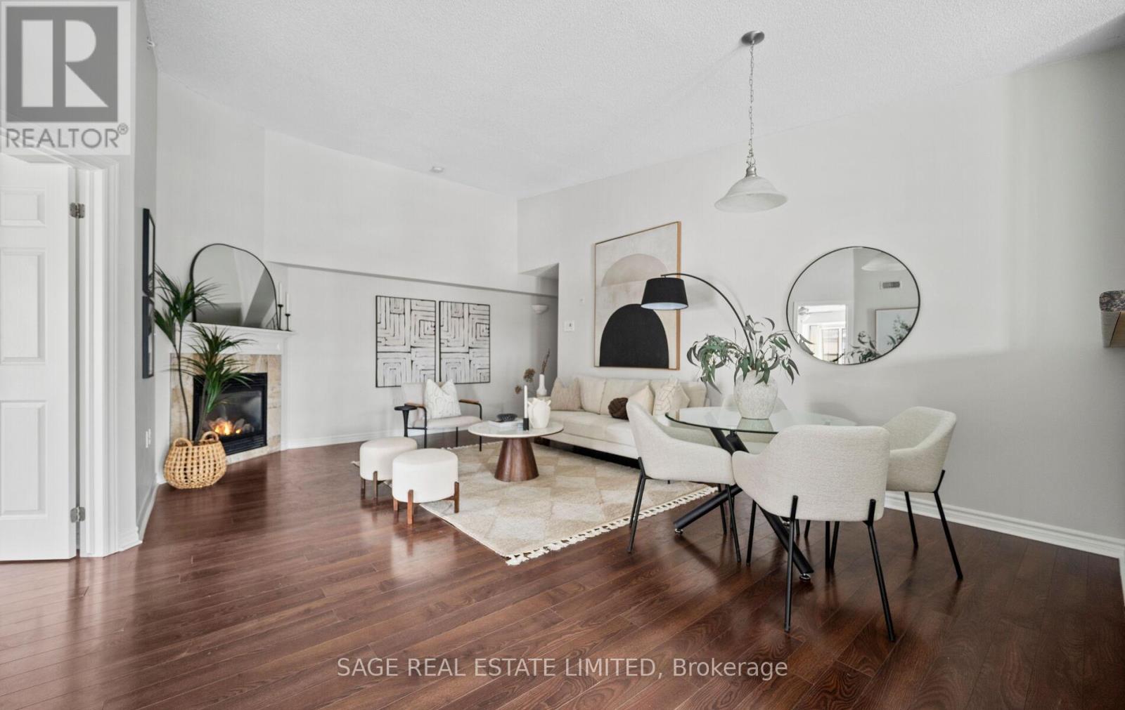 402 - 1360 MAIN STREET E