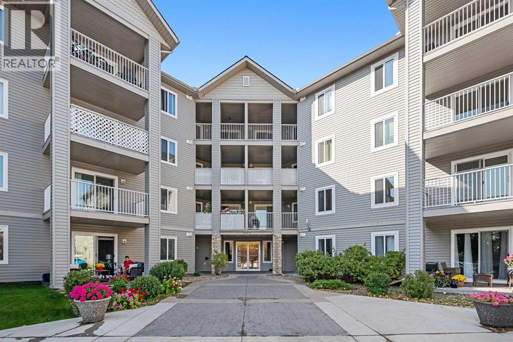 1214, 604 8 Street SW