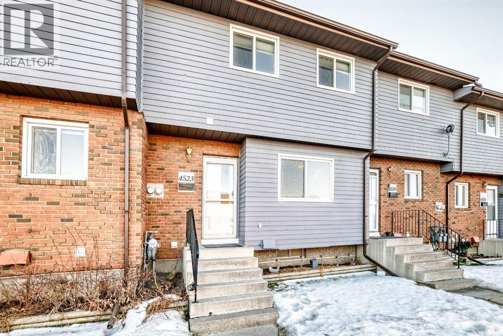 4523 47 Street