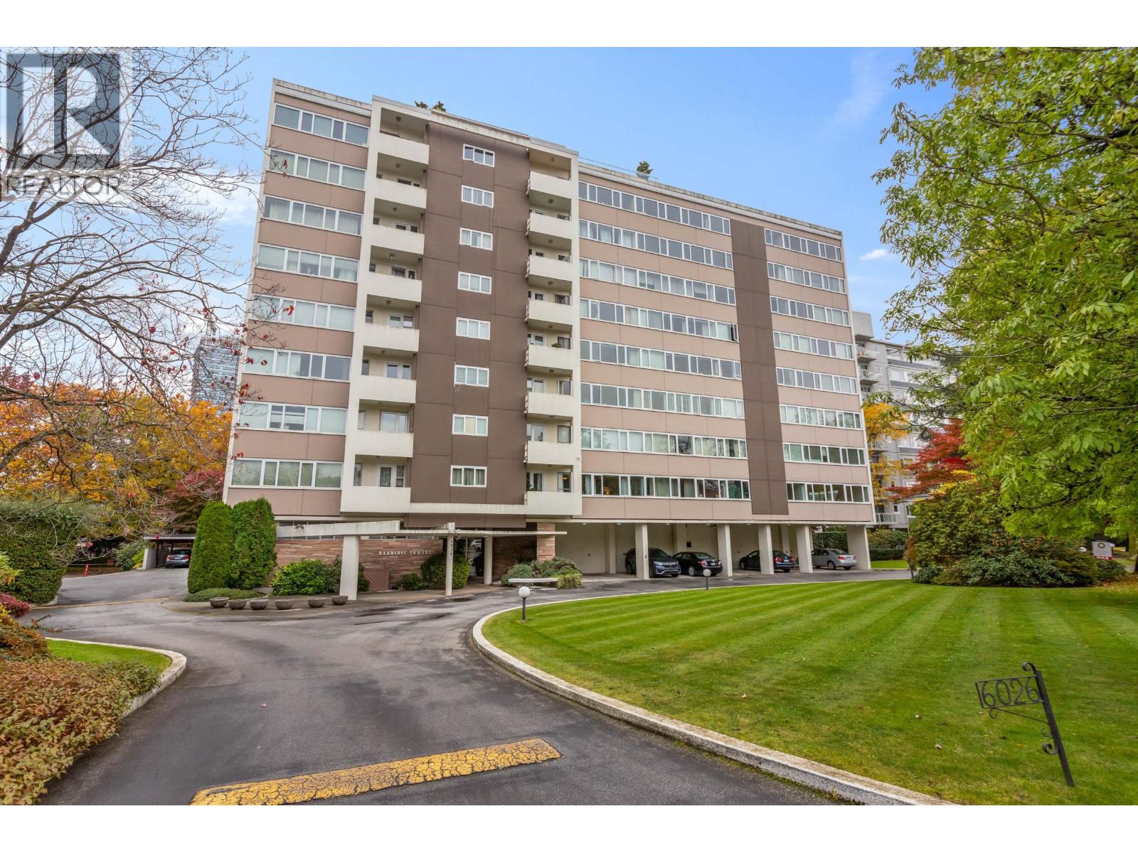 402 6026 TISDALL STREET