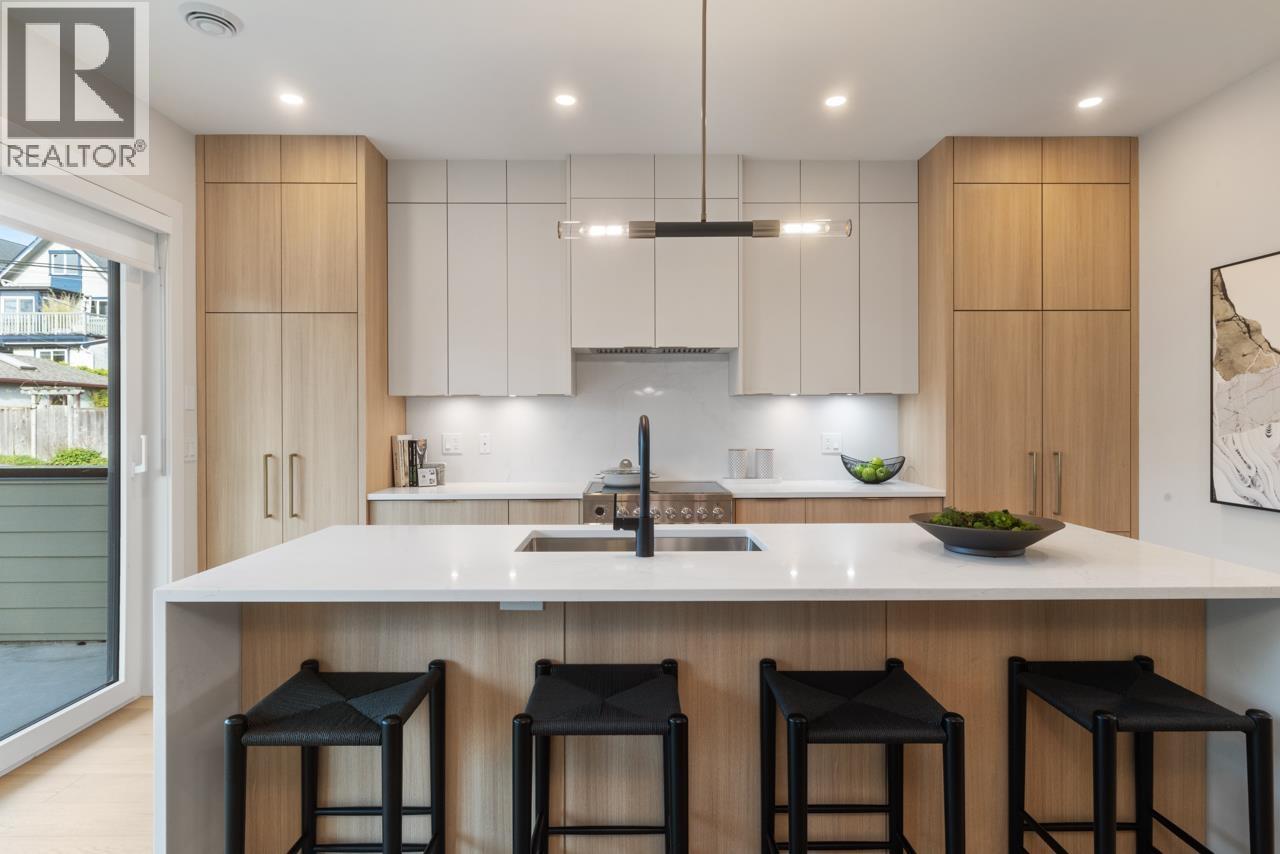 2 1937 TEMPLETON DRIVE