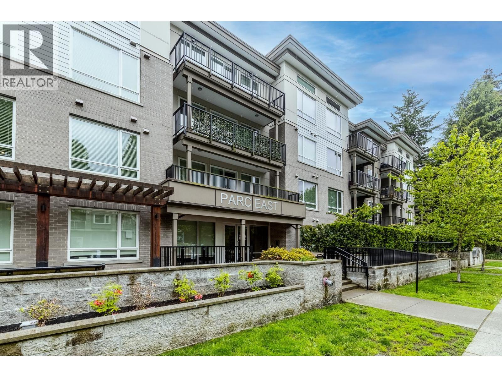 414 2382 ATKINS AVENUE