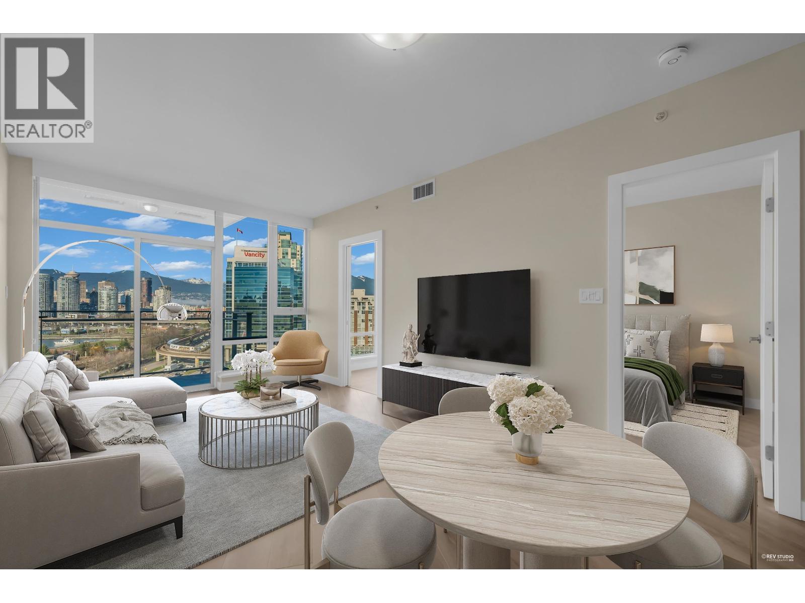 1613 1618 QUEBEC STREET